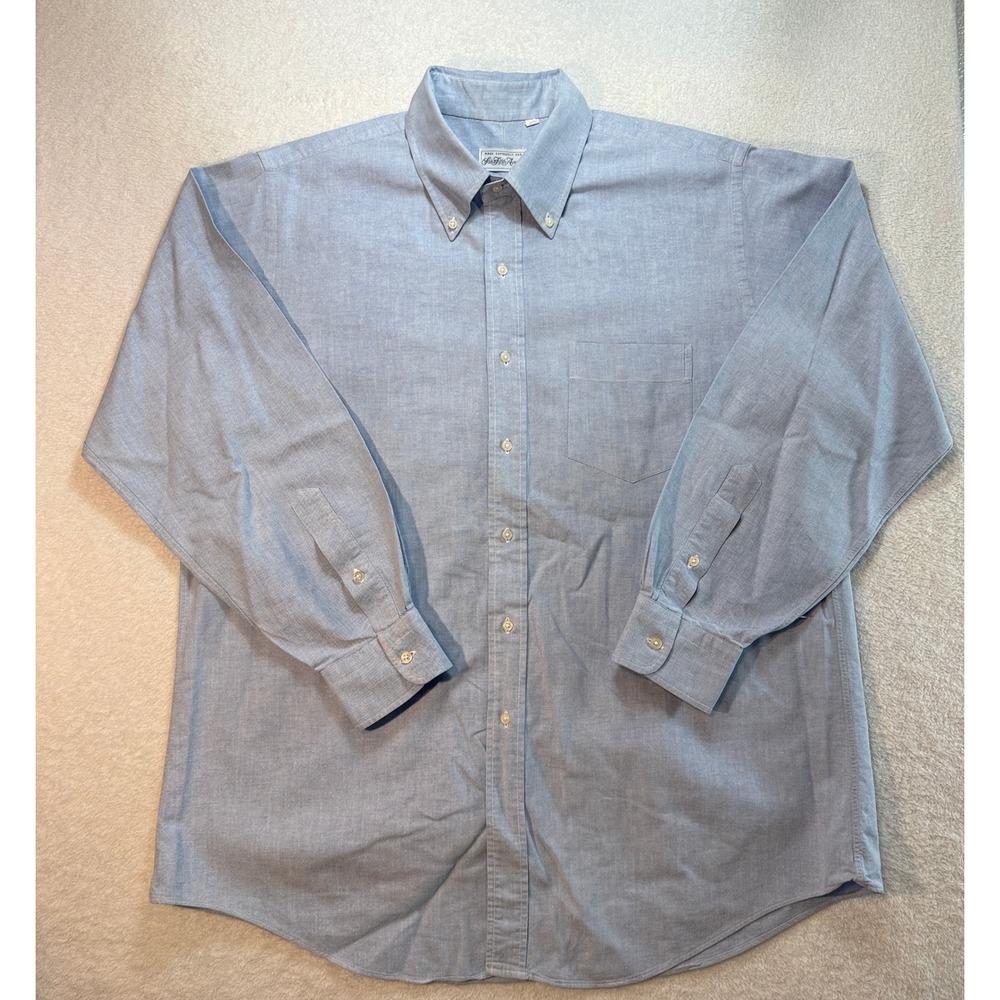 Saks Fifth Avenue Mens Blue Oxford Cotton Button Down Shirt Made in USA XL